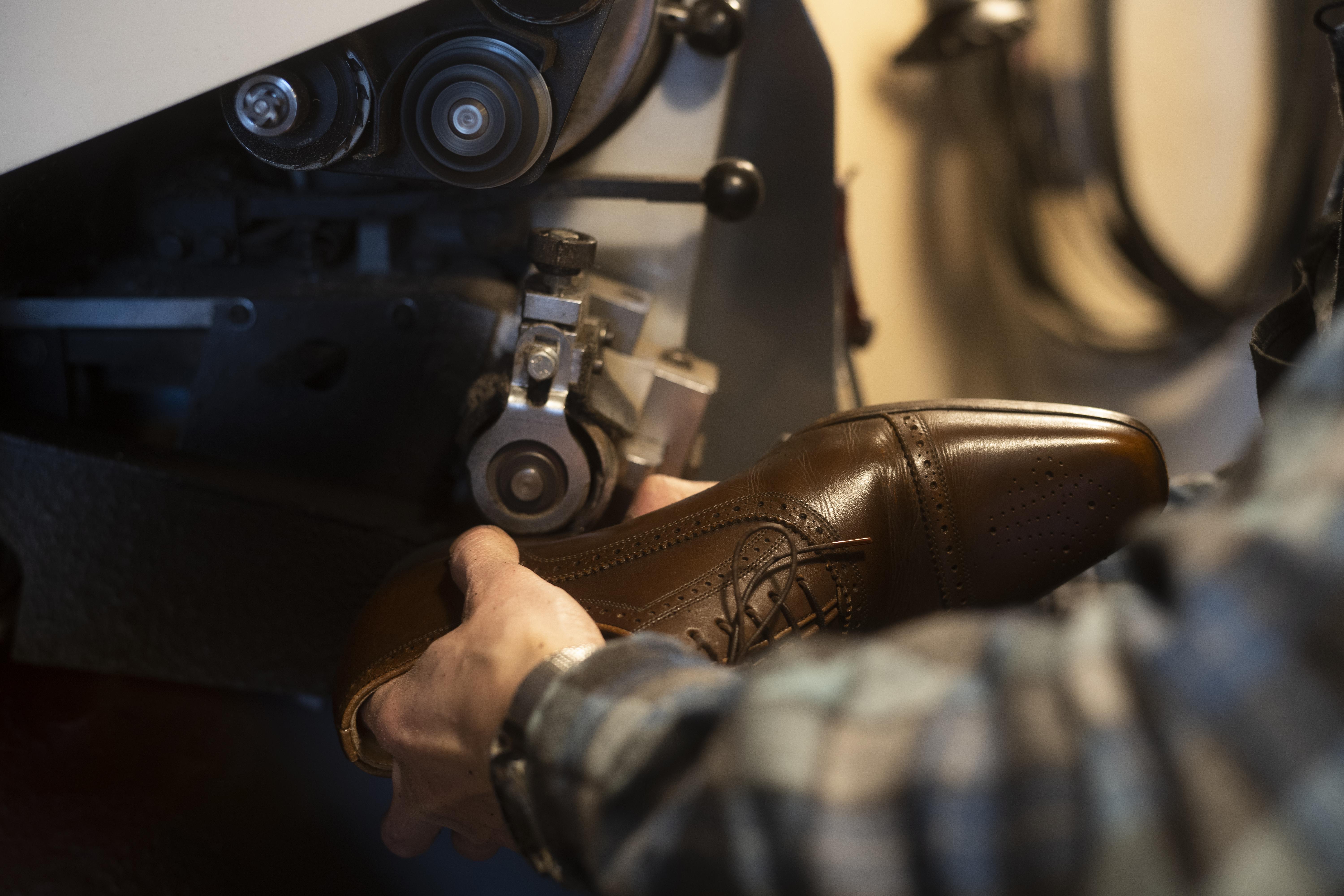 Leather product quality and craftsmanship control